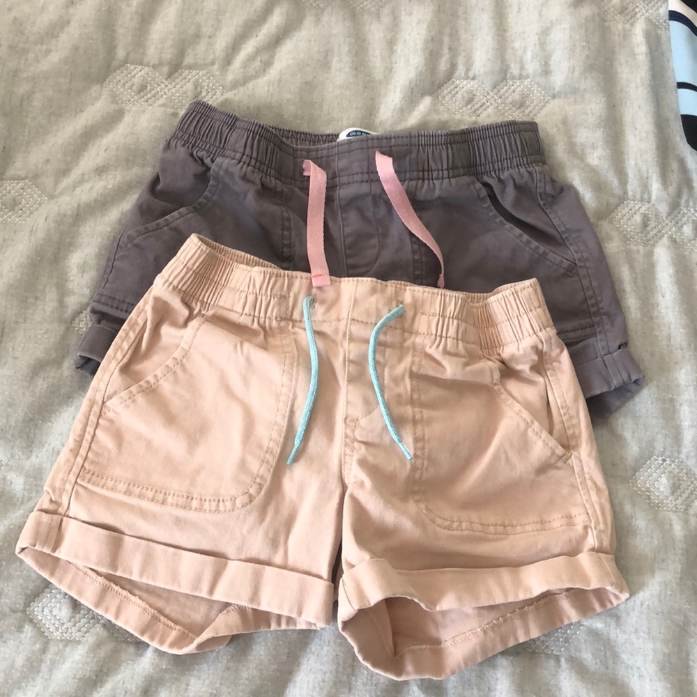 Lot of 2 Old navy shorts